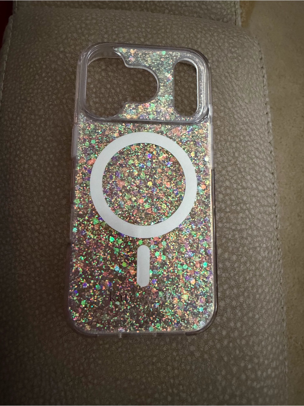 Kate Spade Chunky Glitter MagSafe-Compatible iPhone17 Pro Case Clear